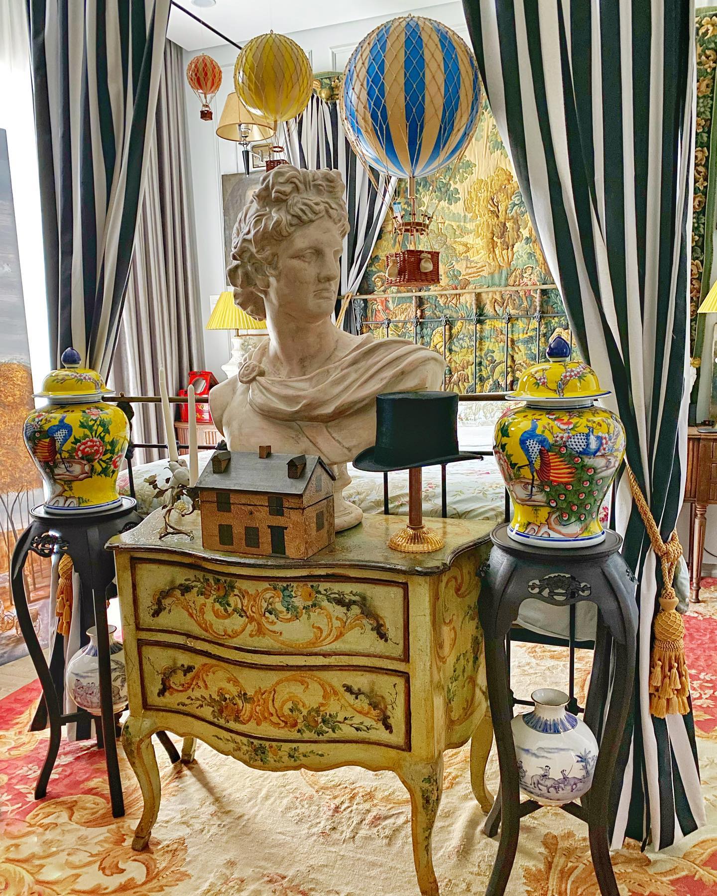 eclectic bedroom decor