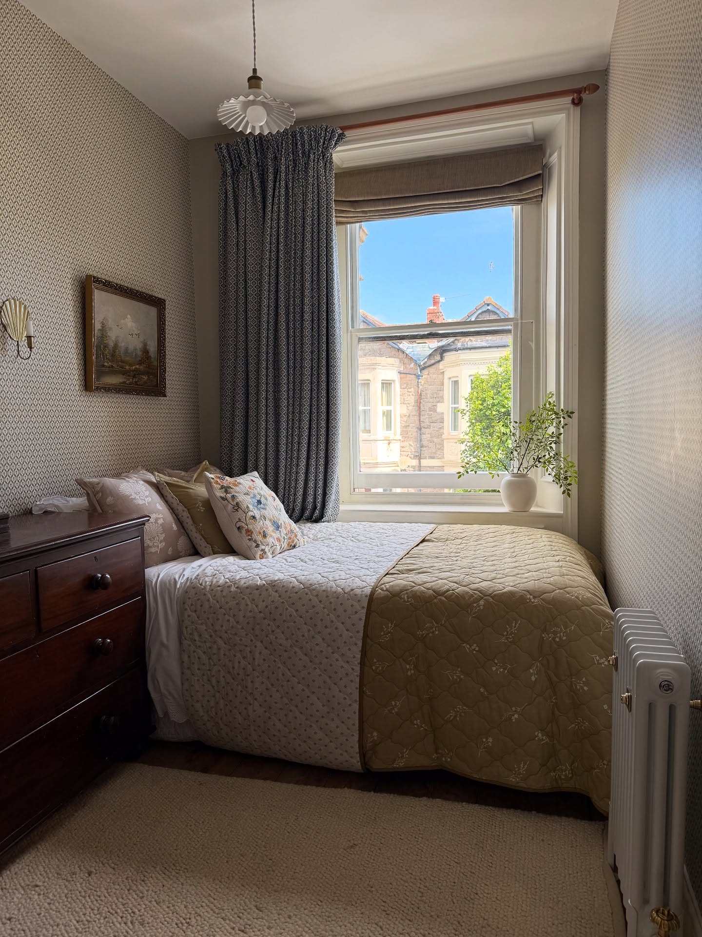 bedroom window blinds