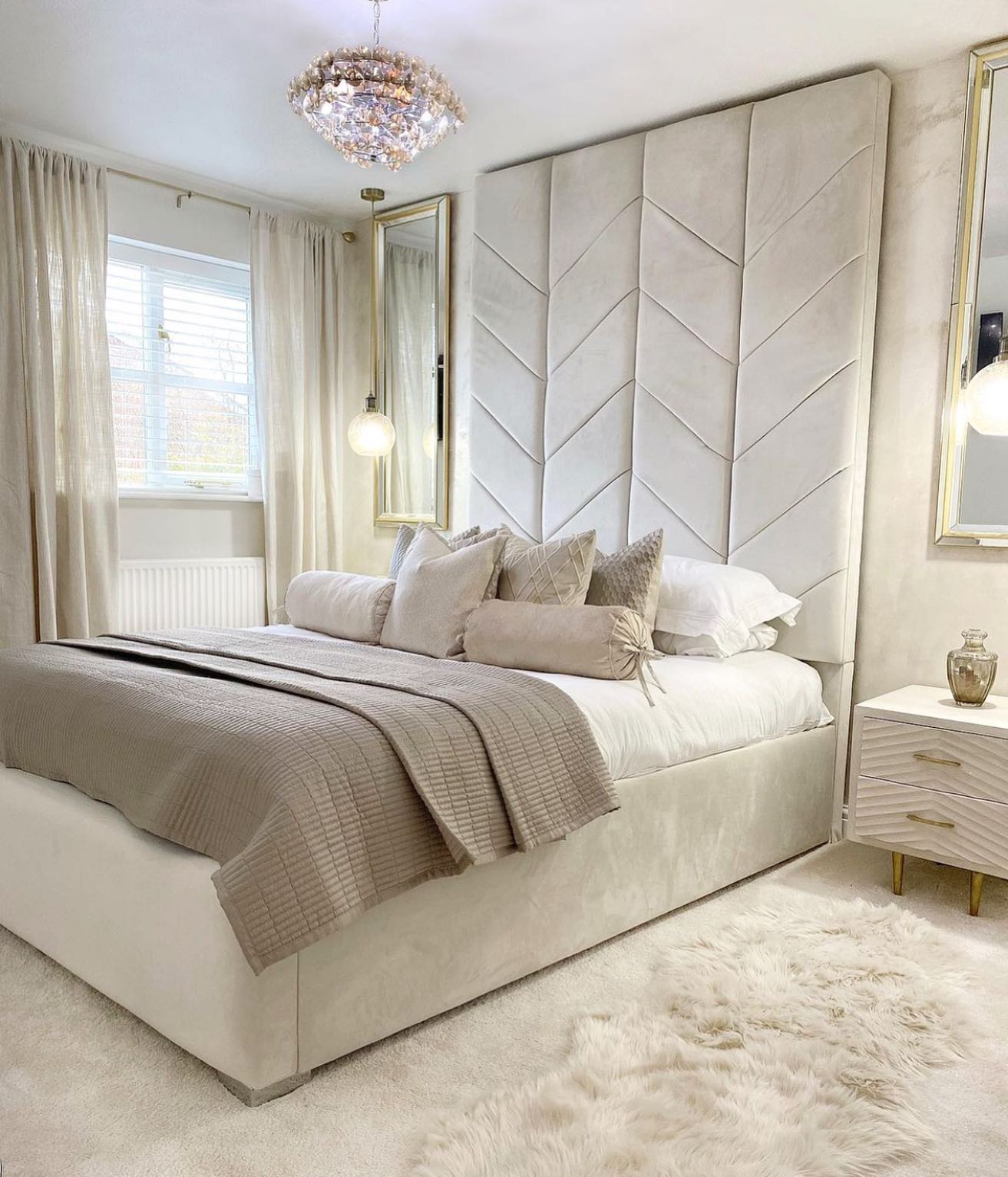 glam bedroom decor