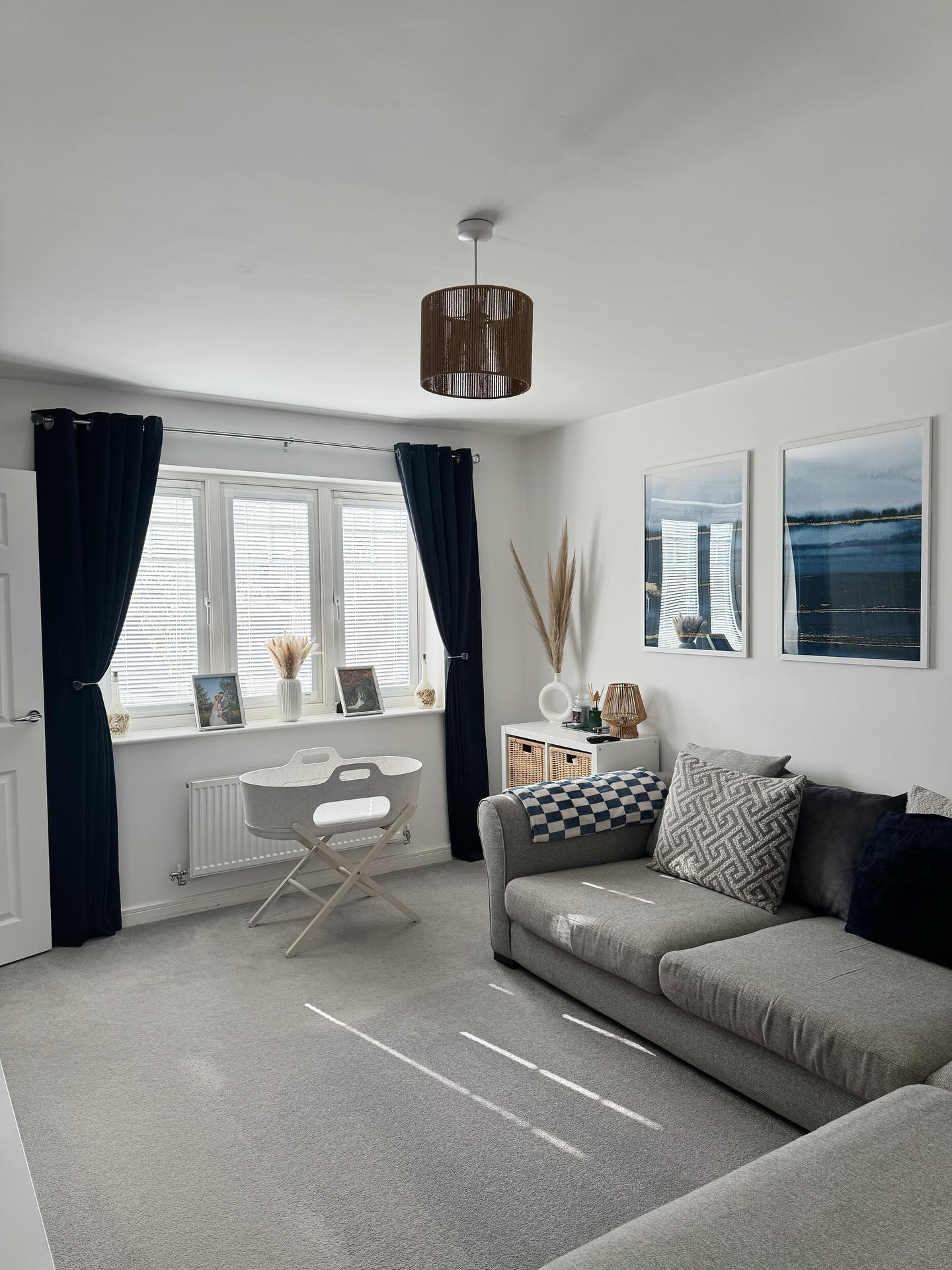 coffee table living room