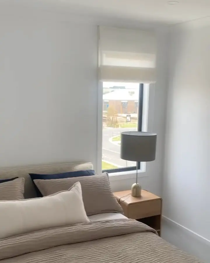 bedroom window blinds