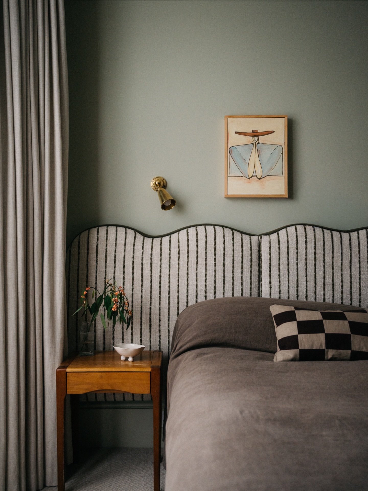 two tone bedroom walls