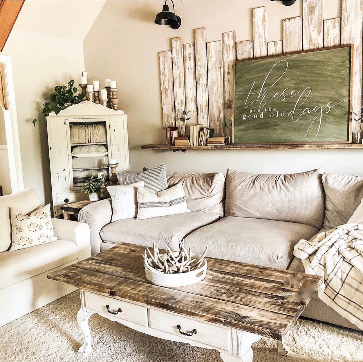 28 Cozy Rustic Living Room Ideas To Steal Now (With Stunning Photos) 21 rustic living room
