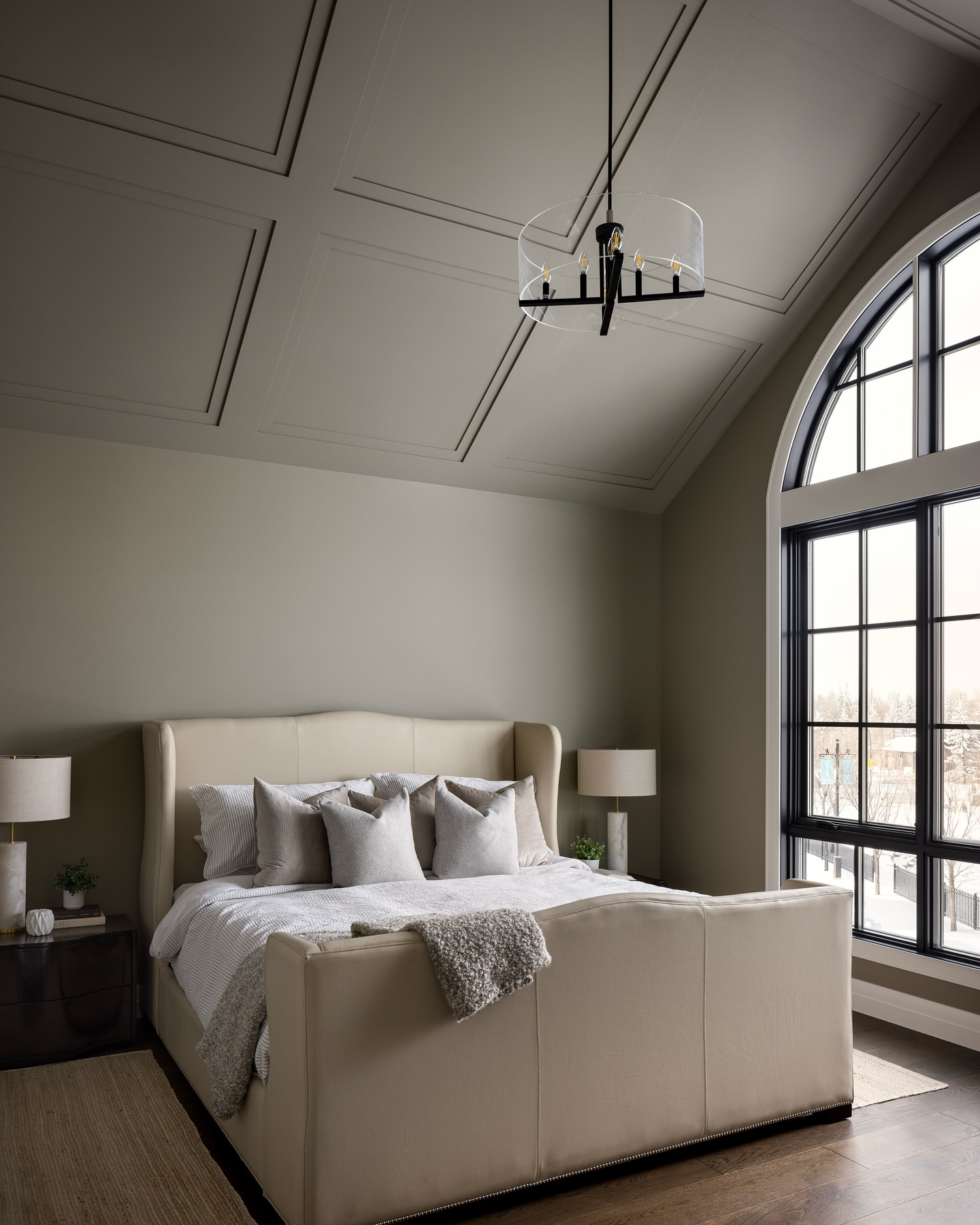 vaulted ceiling bedroom