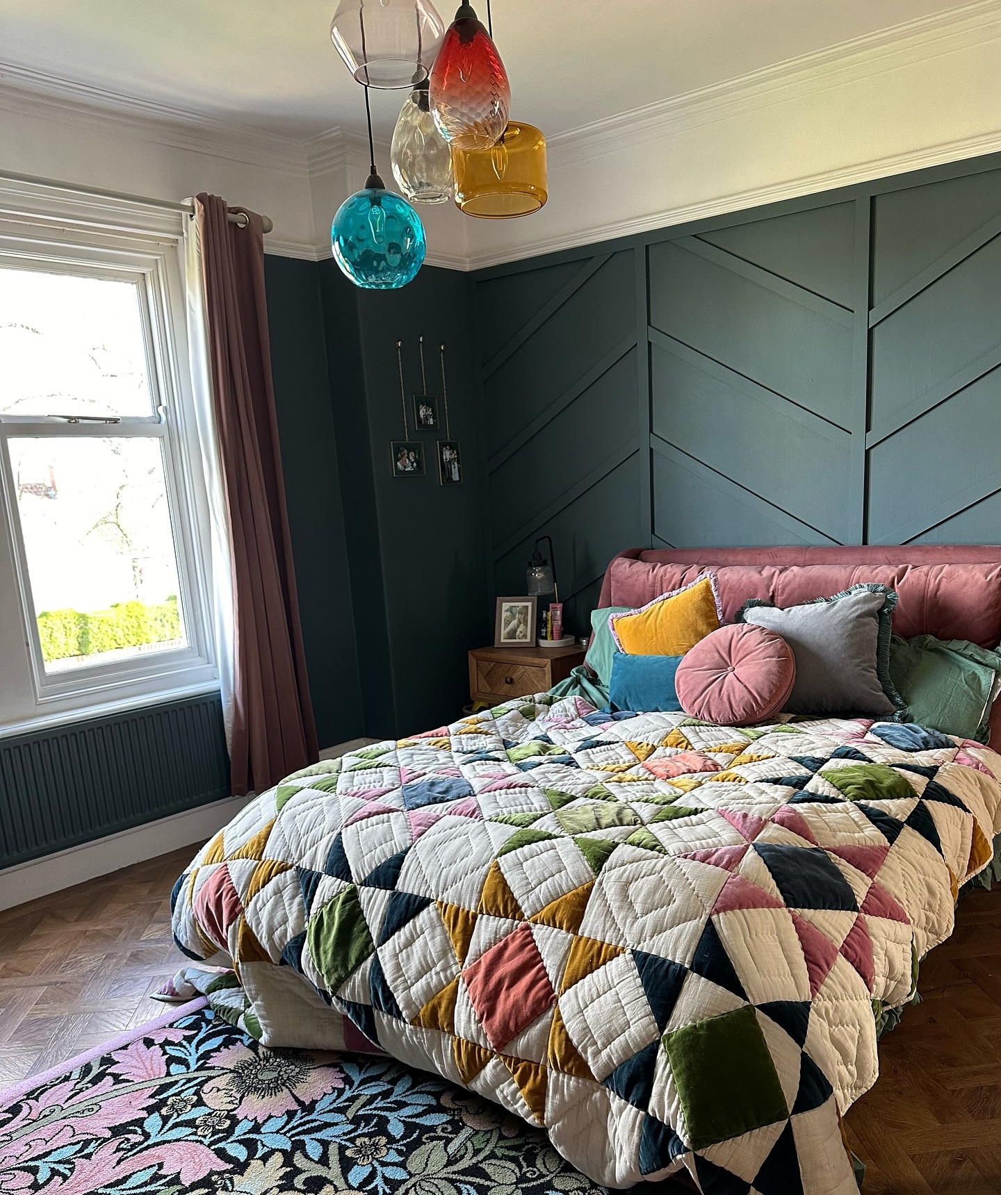 eclectic bedroom decor