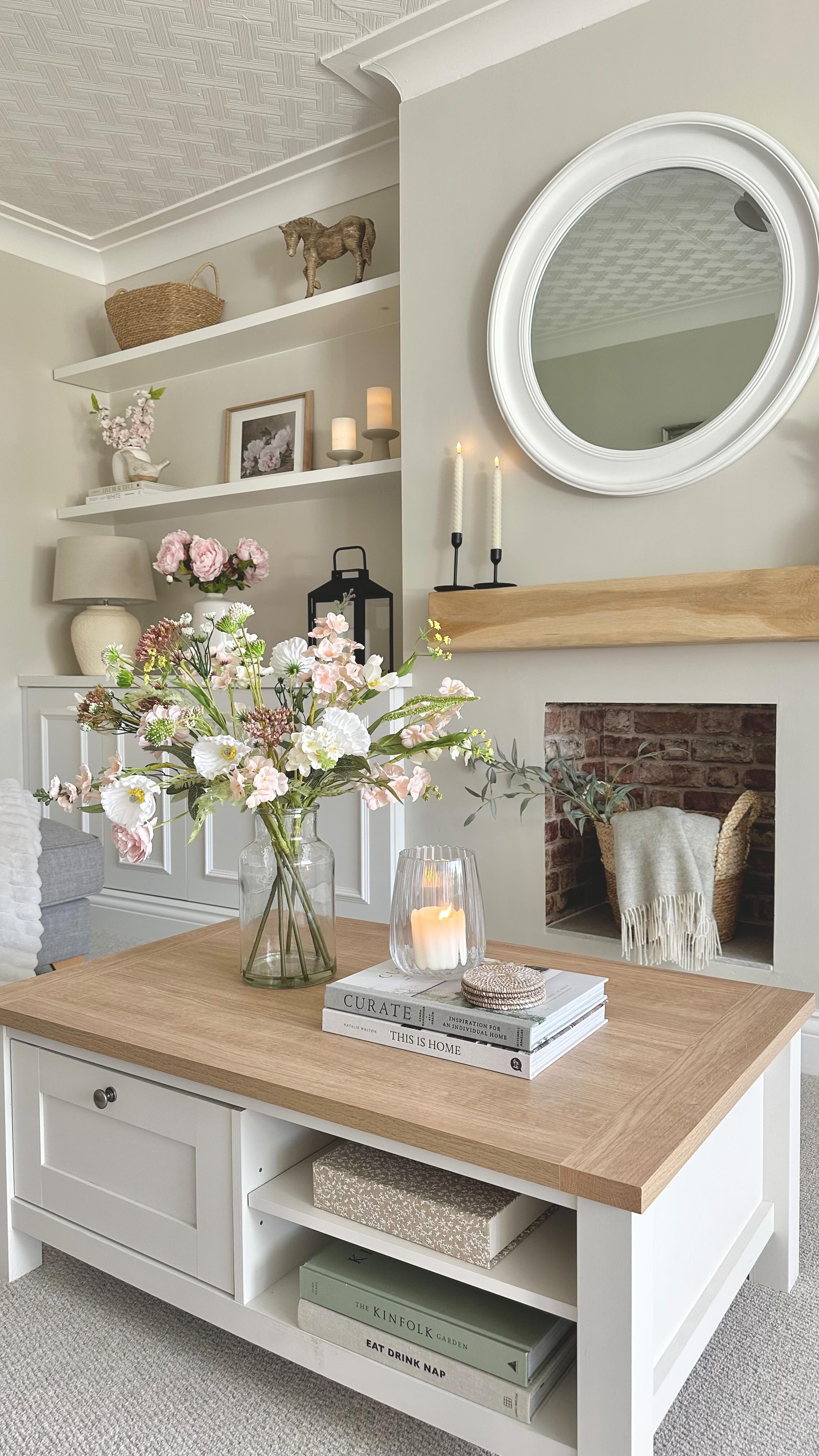 neutral living room decor