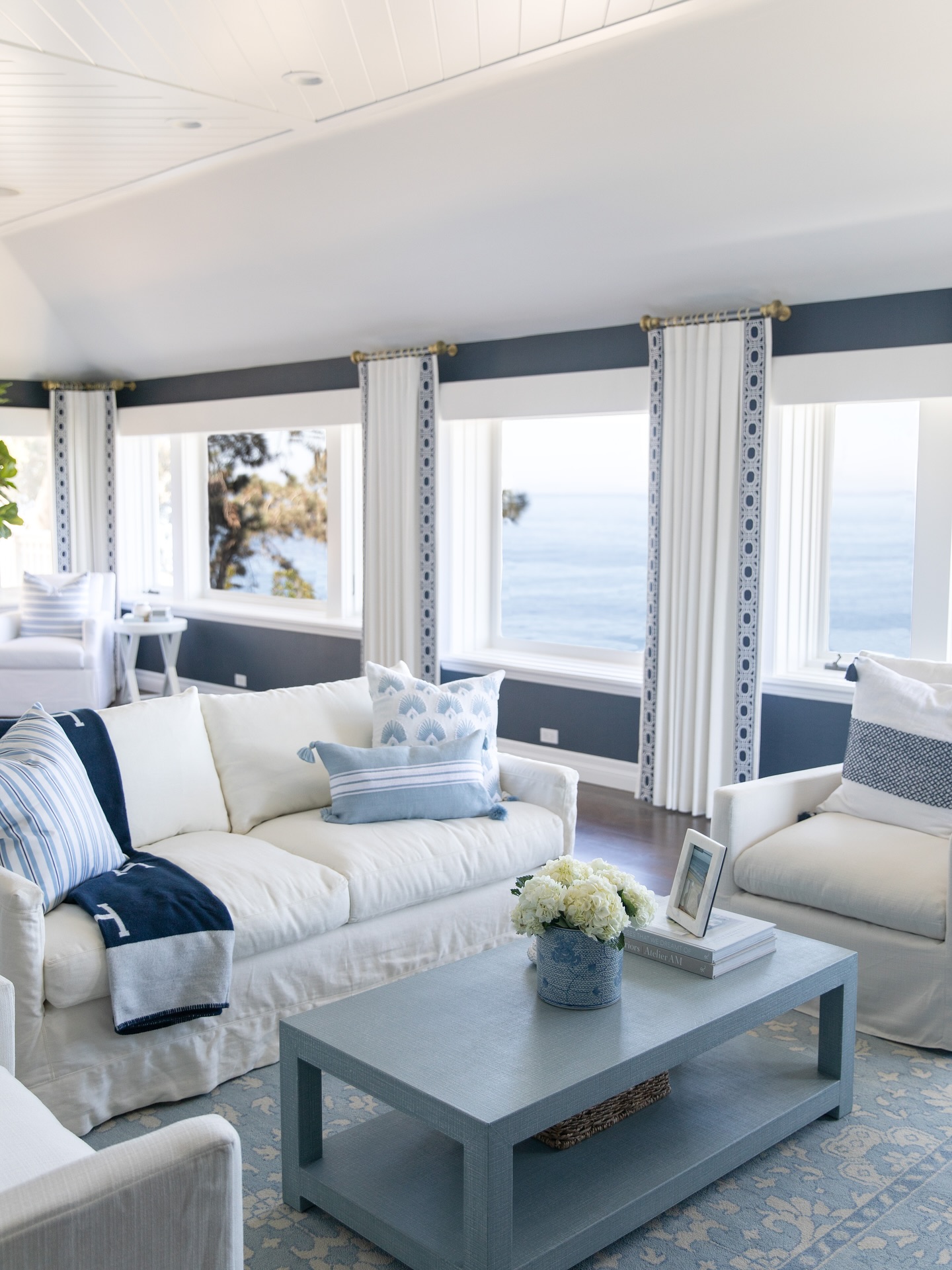 summer bedroom decor