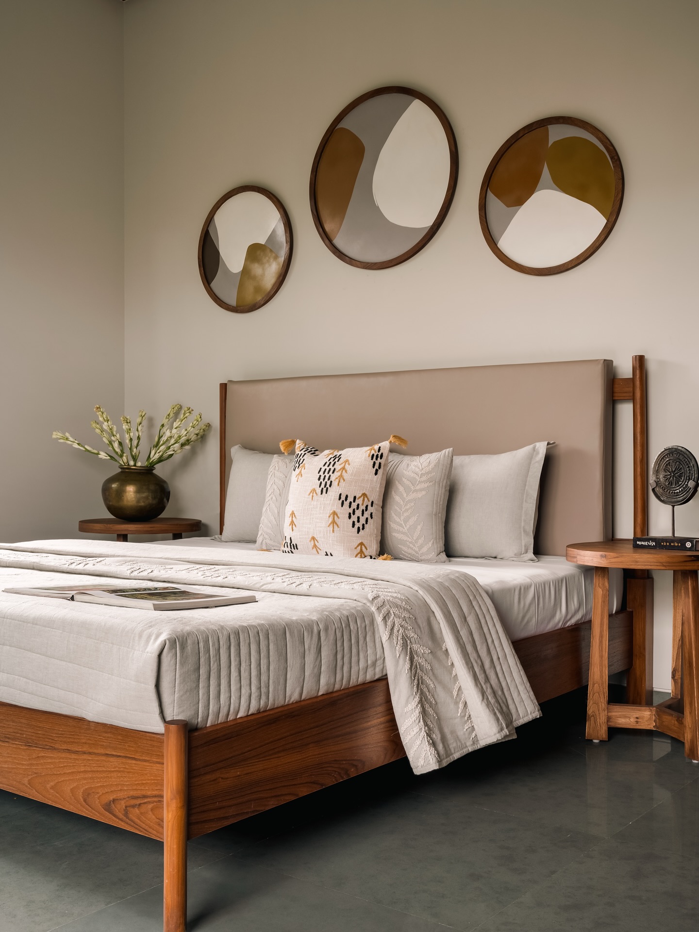 wooden headboard bedroom