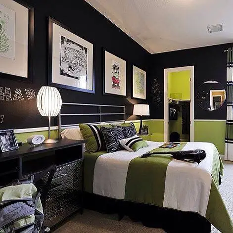 teen boy bedroom