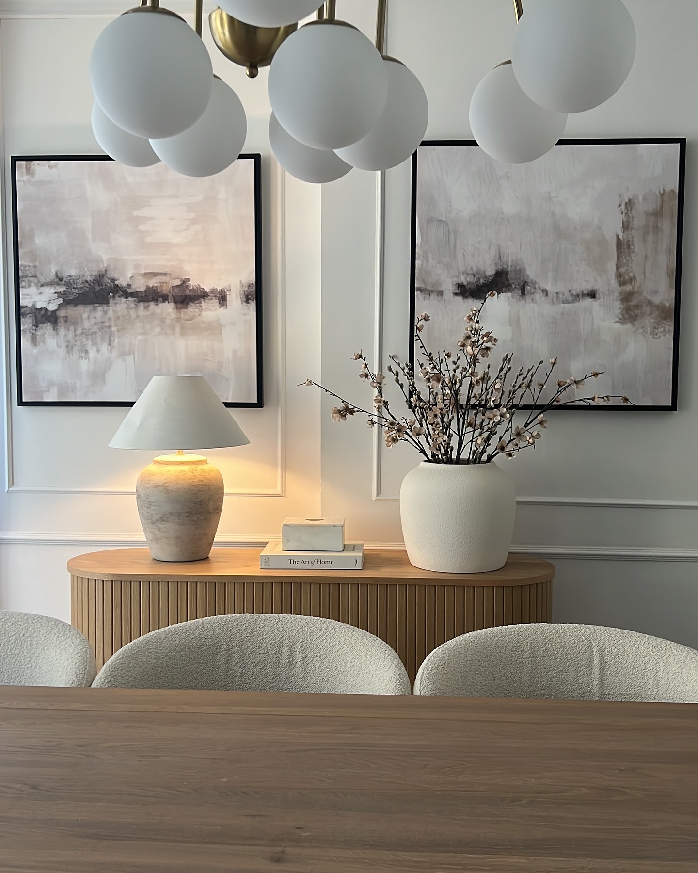 neutral living room decor